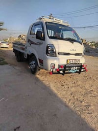 كيا فحل موديل 25السياره جديده بوضع الشركه  مكفوله كفاله عامه ماماشيه ه...