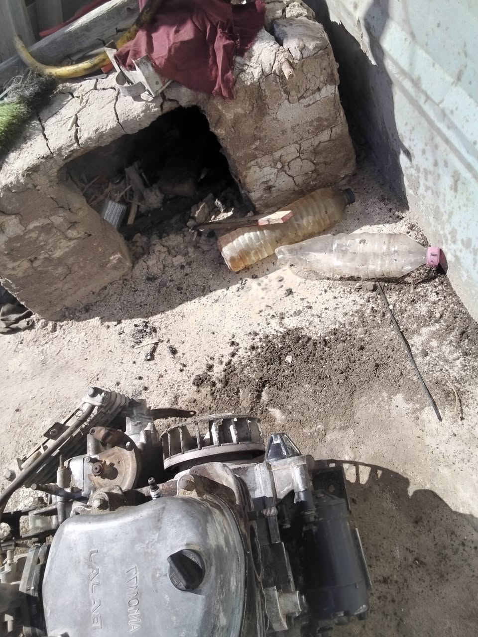 سلام عليكم مكينه 18شغاله بس
كير دشالي مفلشه بس المكينه السلف ولكابريته ولبراد مو وياه مكان سوق الشيوخ قفل 300 شراي علق واني اجي خاص  ‏‪0781 083 7741‬‏
