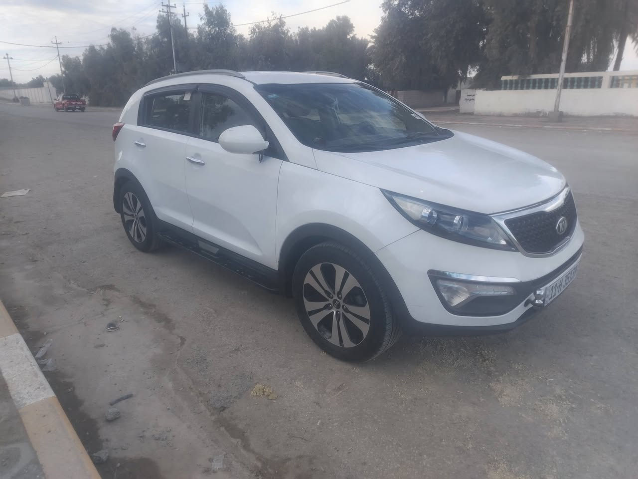 #اللهم_صل_على_محمد_وال_محمد
سيارة سبورتج 2011 خليجي مكفولة 
مشروع وطني رقم بغداد بأسمي 
محرك 2000 دوش 
شاشة كاميرا تحكم ستيرن تبريد خير من الله 
باتري جديد 
تخم تاير جديد 
حدادية 
واسط / كوت 
***********
