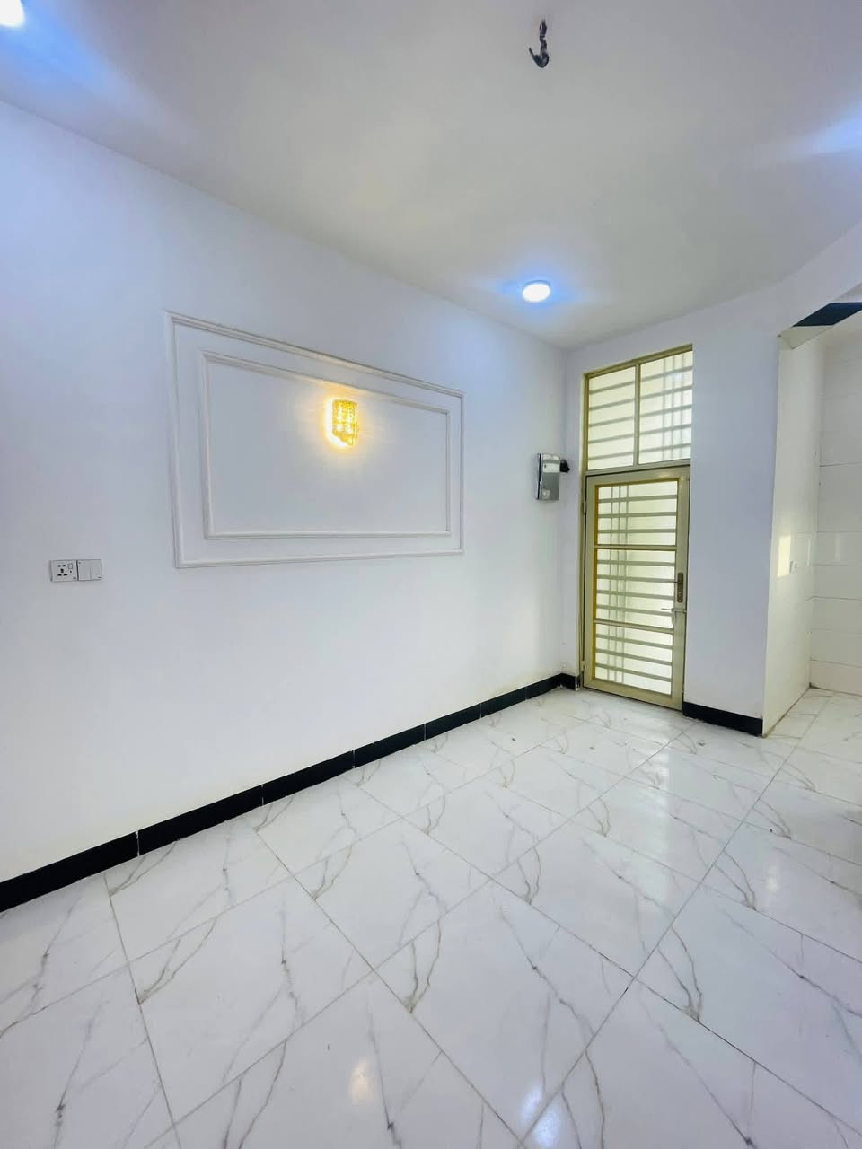 سلام 🙋‍♂️
#دار_مساحه_٥٥_م ركن 

طابو زراعي سند ٢٥ صرف

حي ميسان #شارع ٦٠ خلف سكله الكرعاوي 

بناء ممتاز 

درجه اولى 

السعر 26مع المجال البسيط 

وتساب ***********
