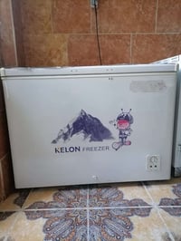 ثلاجة • للبيع