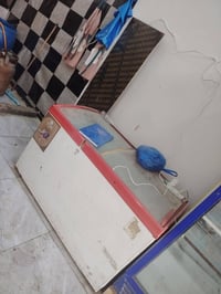 مجمدة • شغالة • حجم كبير