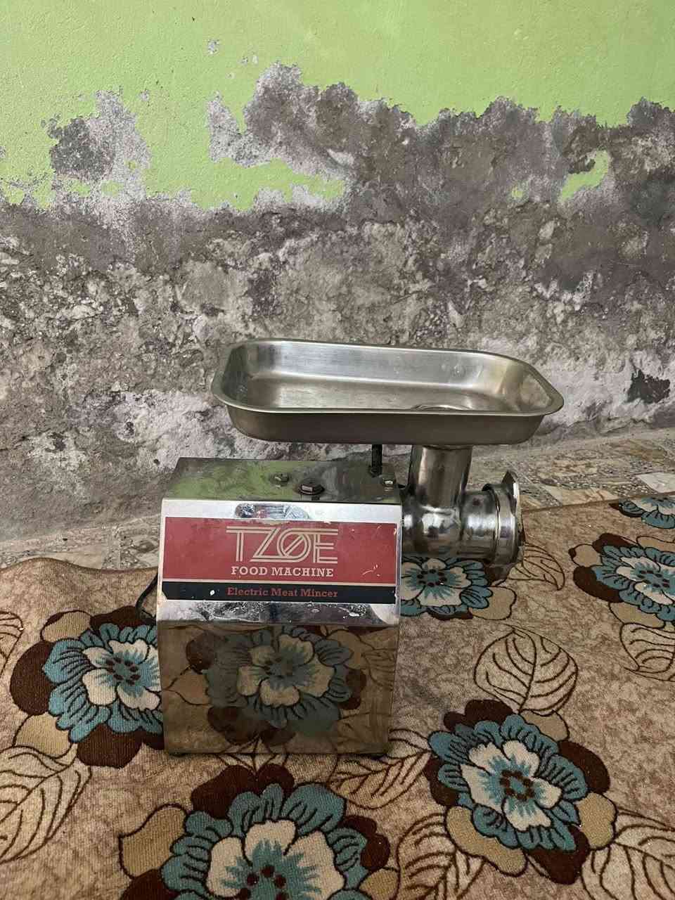 للبيع نضيفات تصل***********
