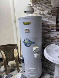 حمام كهرباء هيترين وغازيه بنفس الوقت سعه 150 لتر حيل نظيفه  للتواصل  0...