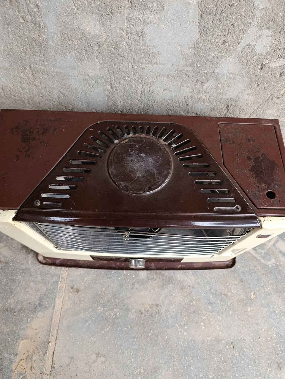 سلام عليكم صوبه عشتار الباب الاول الاصلي القديم فتيله اصليه للبيع ***********
