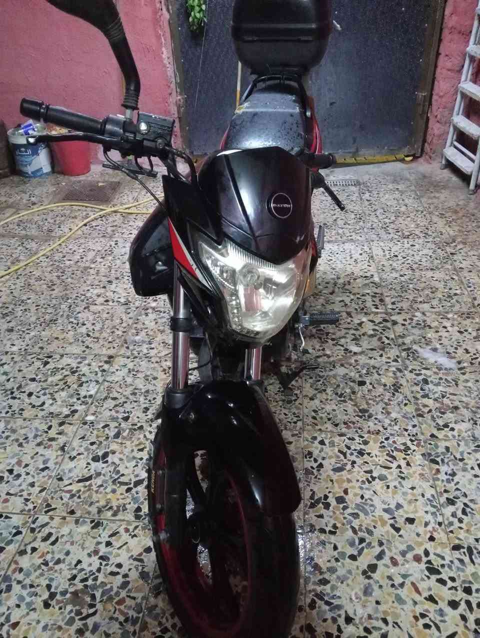 السلام عليكم دراجه للبيع سعر 1,250 مكان بغداد موديل هندي***********
