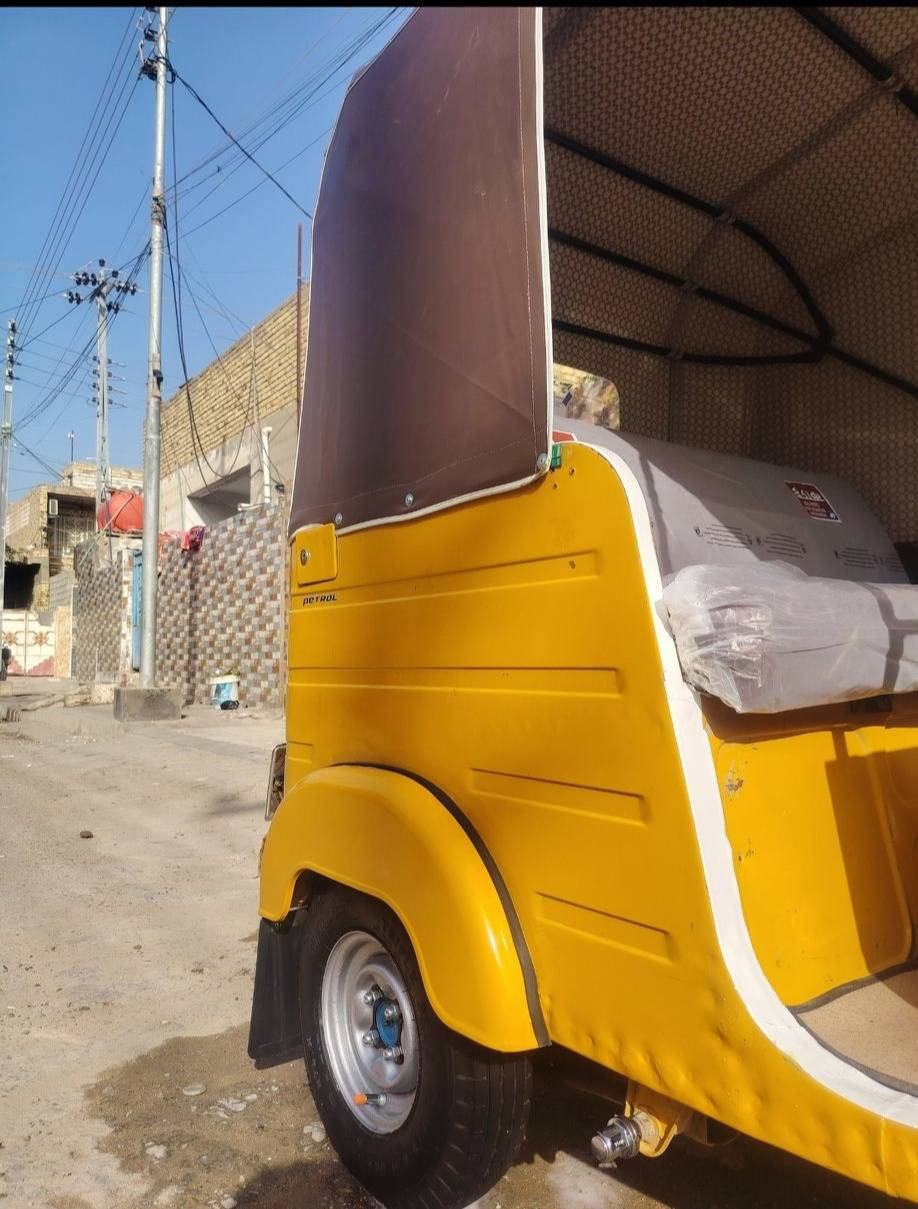 السلام عليكم شباب تكتك ١٩ للبيع التكتك كشرتها كفاله لا صبغ ولأ معجون التكتك جاهزه للشارع لا تنقيص ولا تبخير السعر سته وميه وبيها مجال  ***********
