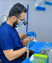 طبيب أسنان • فحص مجاني • عيادة الطائي