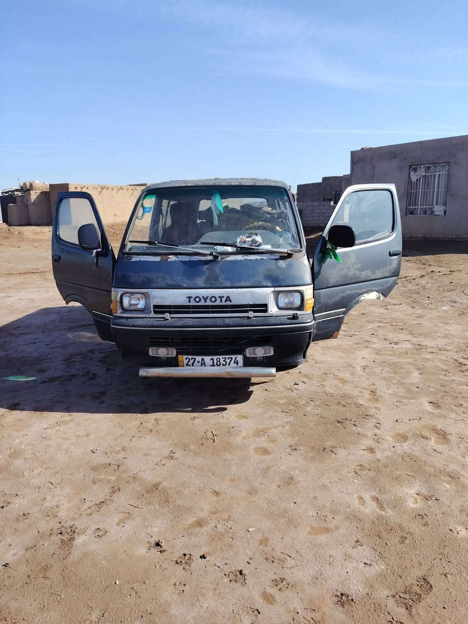 السلام عليكم هايسه ٩٢ للبيع مكفوله الرفاعي السعر ٢٦ وبيها مجال 
***********
