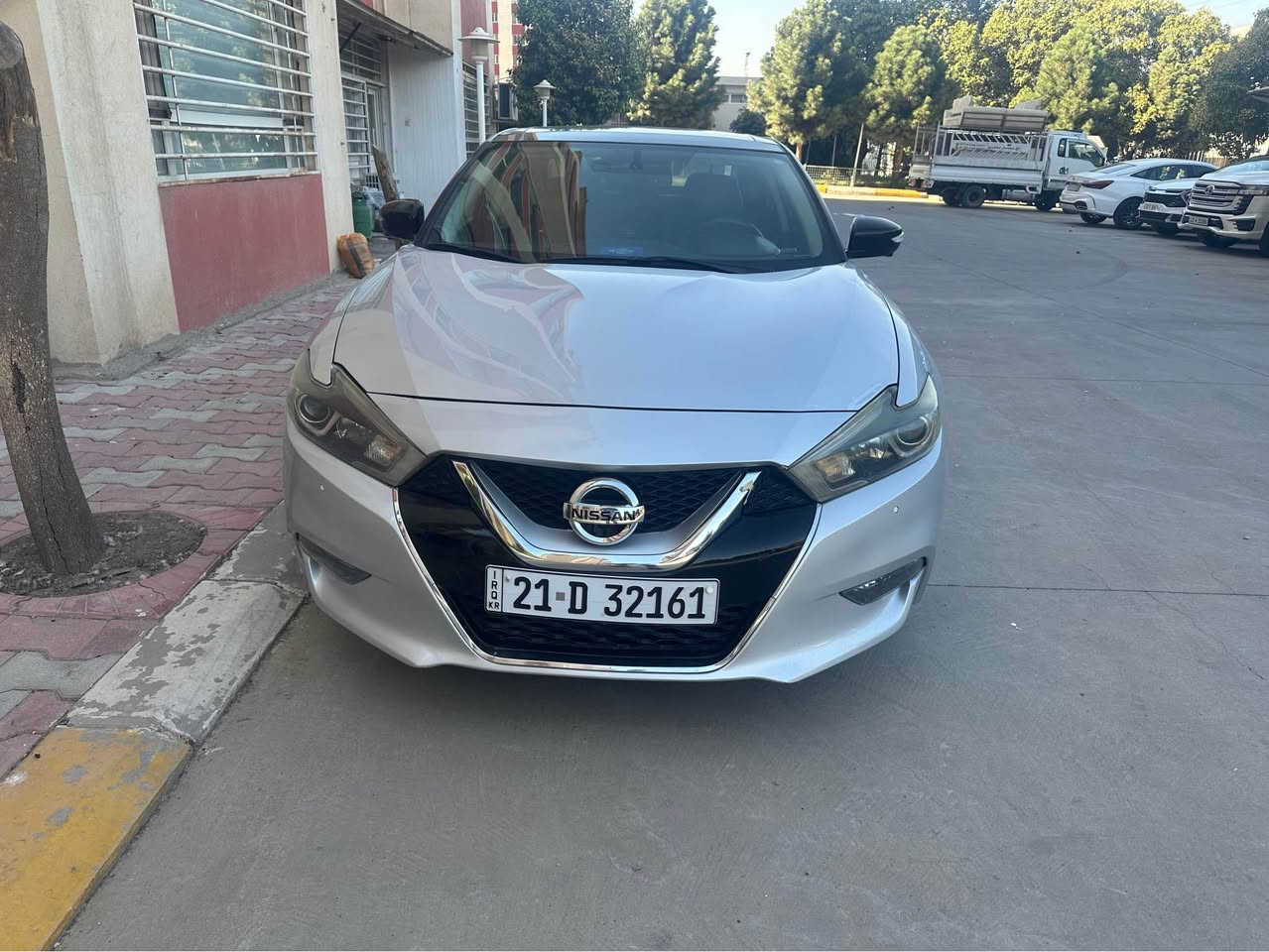 نيسان ماكزيما 2018 بلاتنيوم وارد امريكي 
كير ومكينة بشرط ع فحص 
مكينة 3500 6V 
اشاير بل مري + مري قلاب 
كامرات بل مري 
رادار جانبي 
بردة خلفية 
ستيرن تادفئة 
كشنات تدفئة تبريد 
كشنات جلد 
سماعات Boss 
رادار امامي حساسات امامي خلفي 
تحديد سرعة نظام اوتو ستوب 
كامرات 360 محيطية كامرة امامية 
ويل كروم 18 
ستوب لايت جنح صندوق بلادي 
فتحة سقف عدد 2 
مانع انزلاق 
شاشة كبيرة 
دبل اكزوز 
بصمة + تشغيل عن بعد  
كراسي خزن ميموري 
صاج تخشيب الباب والدشبول 
وضعيات قيادة سبورت ونورمال 
ماوس تحكم خرائط وشاشة 
تحكمات ستيرن فووول 
تبريد فول ماشاء الله 
سيارة مال بيت مداريها اكثر من روحي 
تخم تاير جديد 
دهن كير جديد 8 لتر  مو 4 يعني حت دهن التورباين مبدلة 
منظومة زنون ناصي شمسي عالي ثلجي بلوجكترات زنون 
بل عافية على الياخذها 
السيارة بدون صبغ 
السعر 140 بيها مجال 
سنوية جديدة 2031 
سيارة باسمي حصرا شرط تحويل 
مكاني سليمانية خلف مجدي مول 
للاستفسار *********** السليمانية, العراق
