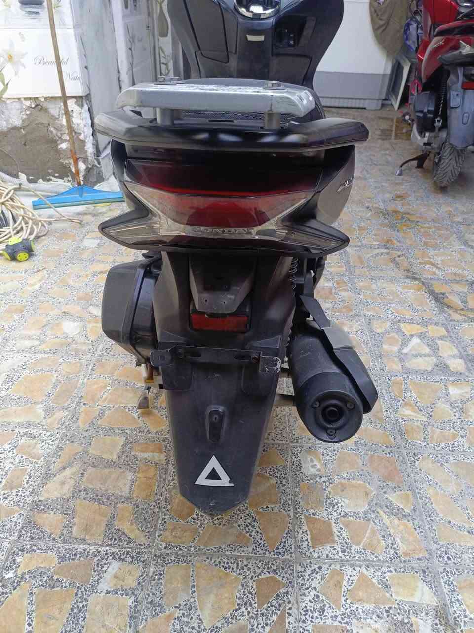 للبيع دراجه بي سي اكس جيل الثالث السعر 10 ورقات قفل الإستفسار على الرقم ***********
