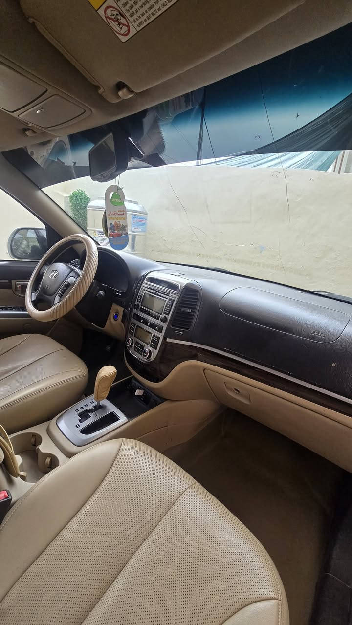 (( هونداي سنتافيا 2011 خليجي ، فول مواصفات ،  ، محرك V6 ، رقم بغداد ، ما بيها أي نقص ، السونار مرفق بالصور ترهم مراوس اوبيع

#_السعر / 150 ورقة💰وبيهه مجال 
:
#_للإستفسار / ***********☎️
------------------------------
