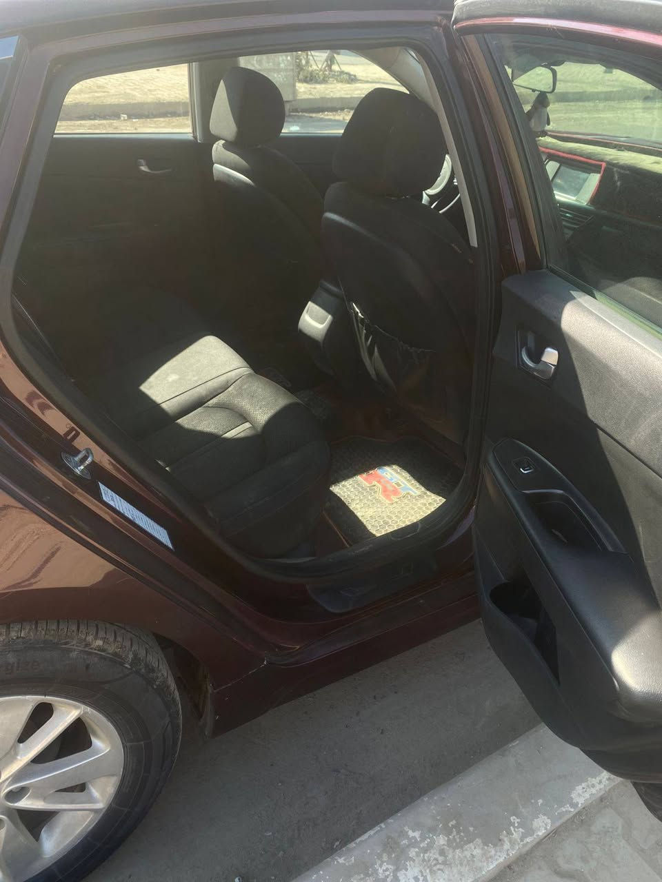 سلام عليكم للبيع اوبتما 2018 ماشيه130 ما بيها بس الحادث مال امريكا صوره الحادث مرفق بل منشور السعر 125 وبيها مجال‏‪0786 043 3300‬‏
