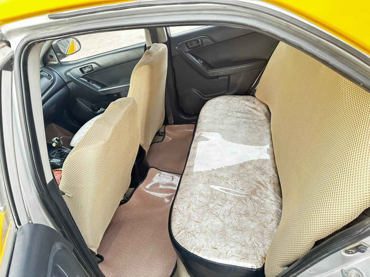 سيراتو ١٢.
مكفوله ضربه القويه وتبديل
محرك كير تبريد جديد
سياره صبغه جديده
حتئ بعده بدون بوليش
ستفسار
***********
