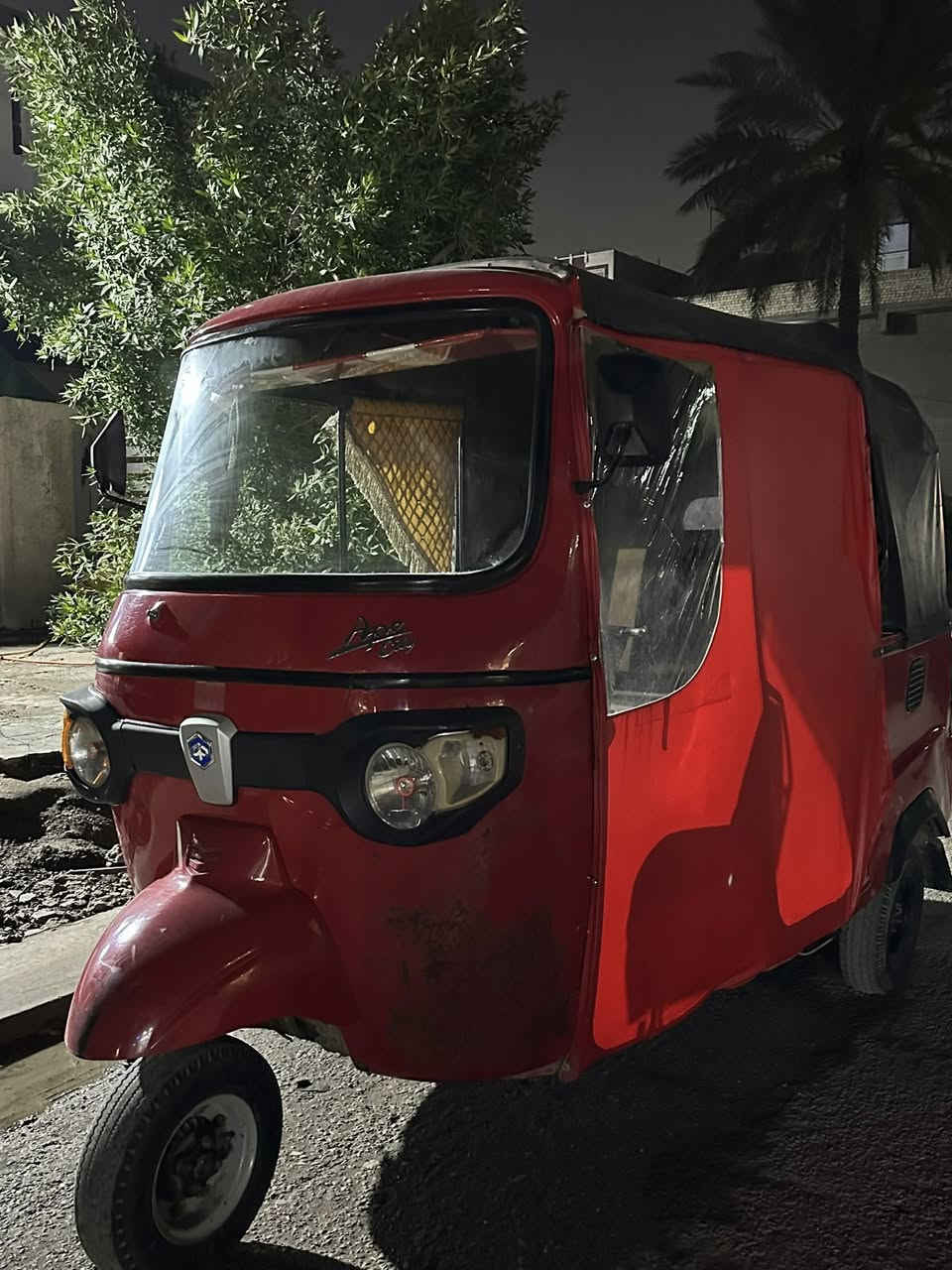 السلام عليكم تكتك 🛺 بياجو2018 نازله ب2019 اوراق كامله للترقيم تجفيت جديد السعر 2300 للأستفسار***********
