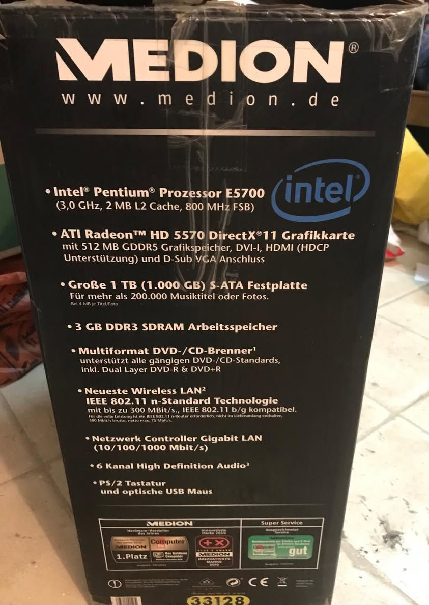 السلام عليكم جميعاً
من بعد اذن اصحاب الگروب المحترمون ؛
اعرض للبيع جهاز الكمبيوتر الشخصي ( دسك توب) من شركة ميديون( Medion MT14) الماني الصنع  Multimedia Pc Akoya P4370 … مع الباكيت الاصلي من المانيا…
مع قرص (7 Windows) من شركة مايكروسوفت الاصلي ( غير مستنسخ) مع قرص تعريف اجزاء الهارد وير..
الجهاز مستعمل وبالباكيت الاصلي مع كيبورد بلوتوث ..
الجهاز برام 3GB/ DDR  (وبدون الهارد دسك ( القرص الصلب ) وبدون مشغل الاقراص ( سي دي پلير) ..
الجهاز احترافي لاصحاب الصوتيات والمرئيات…
الجهاز مجهز للهارد دسك الربط الخارجي
ومجهز لقراءة كافة انواع الكارتات ( SD, MicSD, …..وغيرها)
 4 مخارج USB ..
كارت شاشة متطور…
باقي المواصفات موضحة بالصور..
نظام البيع فحم ("ادوات ") وذلك لعدم استخدام الجهاز منذ خمس سنوات ….
مكان الجهاز: بابل / حله
يوجد توصيل لكافة محافظات العراق وبالسعر المعتاد لدى شركات الشحن والتوصيل…
سعر الجهاز  75  الف دينار عراقي قابل للتفاوض…
☎️ ***********

