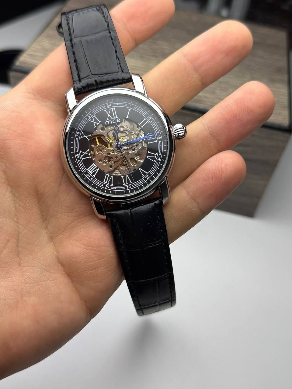 Mce 
اصلي اوتماتيك 
ماكنة سكلتون كشف من الجانبين 
ارقام لاتينيه 
دكمة زفير  
سير جلد طبيعي 
ستانلس ستيل 
مقاومة للماء 
خزان طاقة 30 ساعة 

35 الف على اول تم

YGxMKwoNaDFpUailPx


**إذا كنت صاحب هذا الإعلان وتريد حذفه لأي سبب، رجاءا أرسل رسالة إلى الدعم الفني**