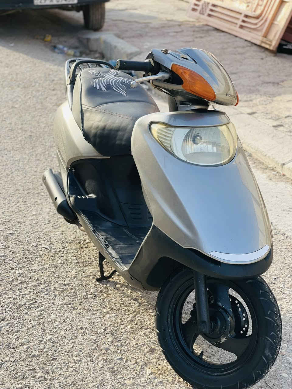 سلام عليكم سبيسي ياباني للبيع مكينه مفتوحا رايمر مره وحده كهربائيات شغاله كفر اصلي مختم كابريتر اصلي مابيها نقص سعر500 وبيها مجال مكاني كوت العزا رقمي ***********
