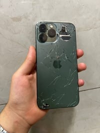 🙋  للبيع iPhone 13pro max   الجهاز ما مفتوح كفالة   ذاكرة 256   بطارية...
