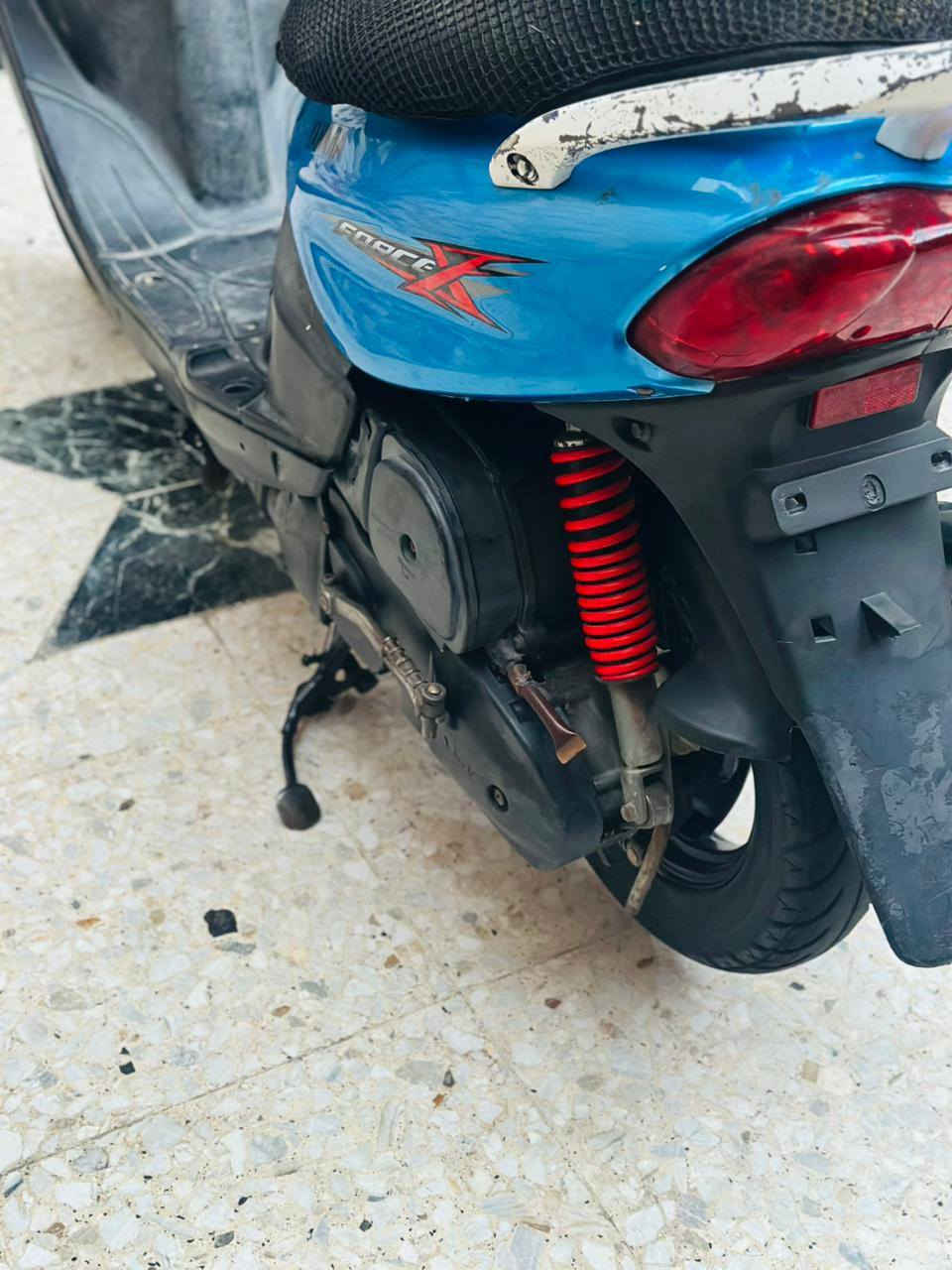 سلام عليكم اخوان دراجه ماكس قجمه دراجه نضيفه وخير من الله
السعر 400 الموقع بغداد المدينه صدر ***********
