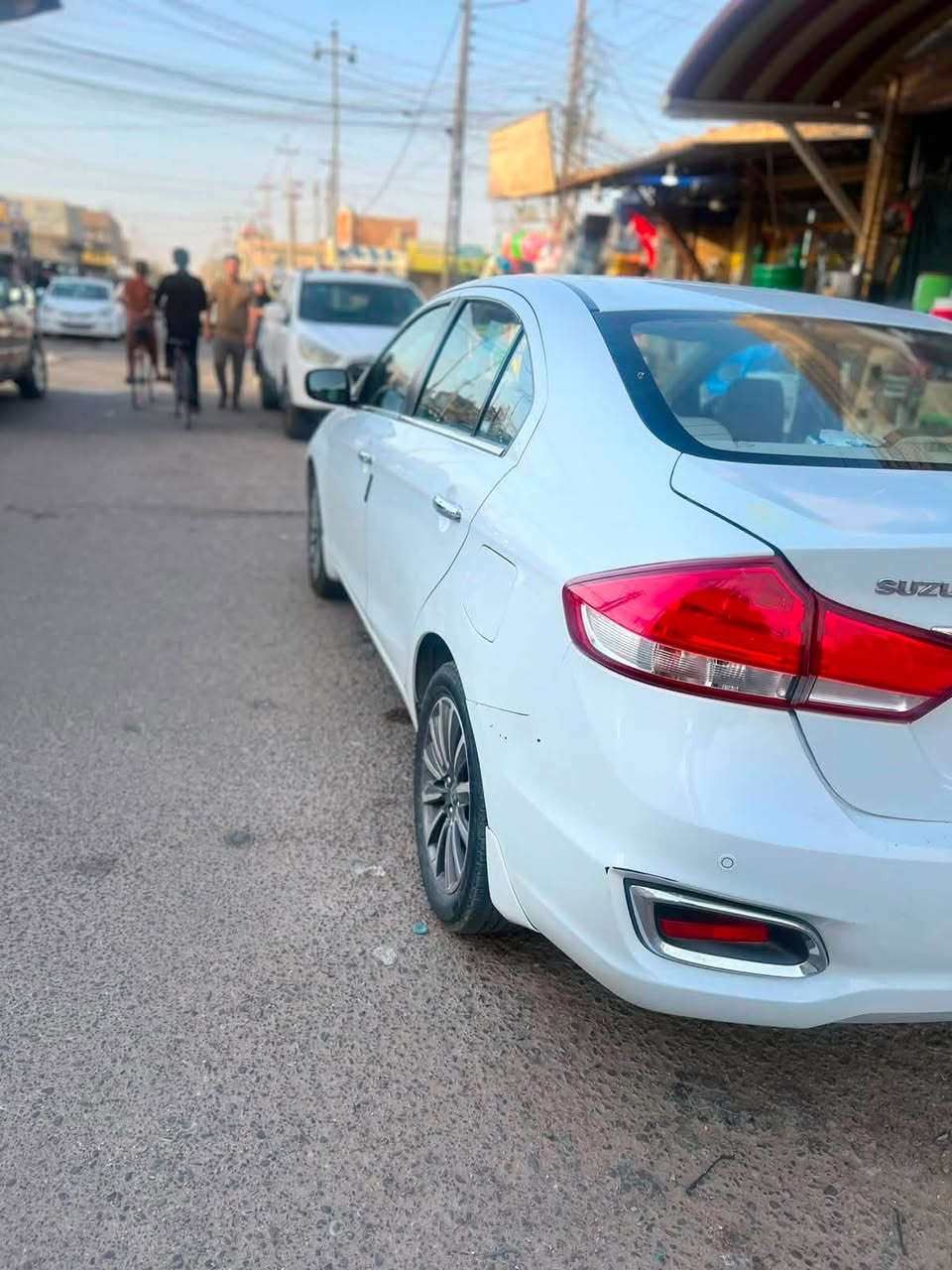 السلام عليكم
ساسوكي 2022 معوقين 
بس قبق جنطه بيه مبدل 
108 وبيه مجال بسيط  
***********

