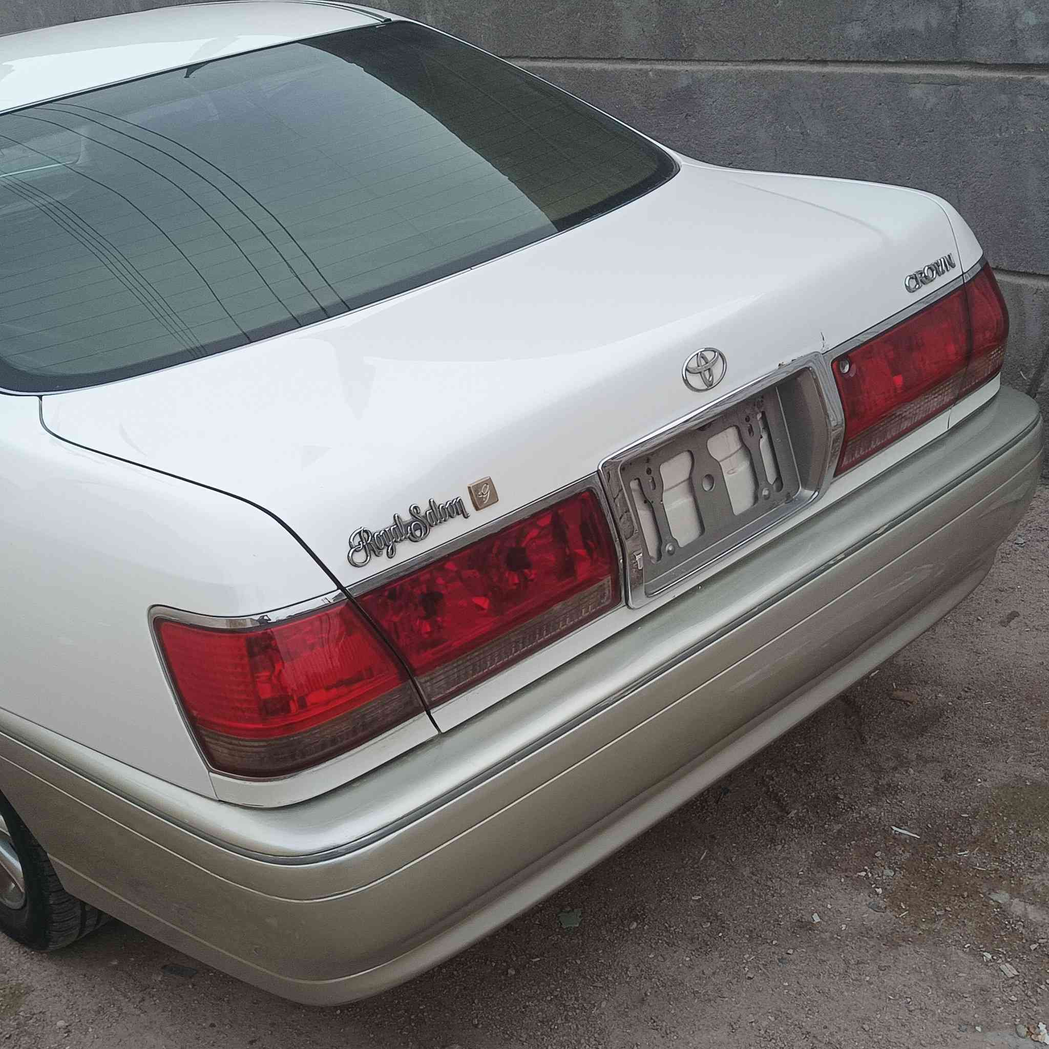 جنون ادوات كفاله عامه من الكصه وضربه وسرقه 
بيها ستماره حجز الفحص 
ادوات كفاله عامه 
4 دكم 
تبيرد خلفي امامي 
محرك ديفور الكبير 
كرستال 
فتحه 
يعني من وره العيد خاضعه الفحص المباشر 
والف مبروك للي يأخذها 
العنوان بصره اتصال فقط 
السعر القفل قفل قفل 89
***********
