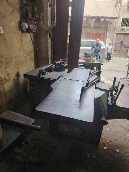 مجموعة 2200 إيطالية الصنع كامل على الفحص فريزه
سرعتين وماطور الرنذه طكتين ابلاديه لا كسر ولآ لحيم
السعر 5ملايين وربع مكان بغداد النهضة شارع الهادي رقم ***********
