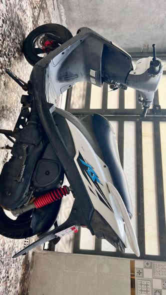 السلام عليكم 
دراجة ماكس عدلة ١٢٠ 
نظيفة وما بيها نقص اي شيء 
جيب فيتر وتعال افحص واخذها بالعافيه عليك 
العنوان / بغداد - المشتل قرب كراج كربلاء
هذا رقمي اتصل وبيك خير وتدلل
***********
