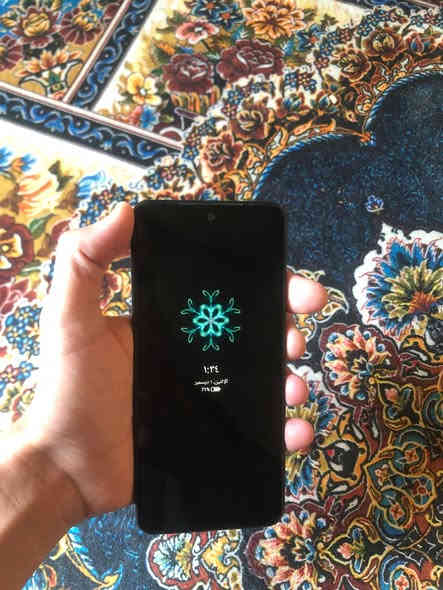 السلام عليكم للبيع POCO M5s
جهاز نضيف حيل 
ذاكره 256 عشوائيه 8+5
60 فريم باللعاب 
للمراوس بايفون او للبيع
170 الف 
***********
