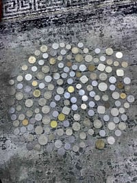 عملات منوعة • للبيع