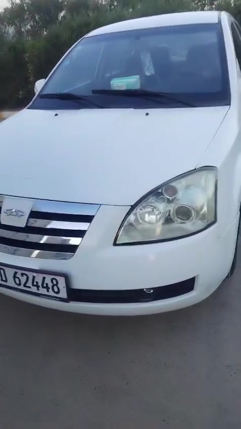 السلام عليكم 
شيري A5 موديل 2012 رقم بغداد باسمي سنوية لغاية 2027 تحويل مباشره ثاني يوم سيارة تدفئ وتبريد تخم تاير وباتري جديد 
السيارة بدون حادث وصبغ عده ذيل الباب الأيمن فقط وعندي تصوير قبل وبعد 
محرك وكير مكفولات 
محرك 2000 بلادي 
كير اوتو 
ماشية 191 الف وقابله للزيادة 
كهربائيات السيارة شغالة كلها 
حساسات خلفية بلادي 
باسمي السيارة 
سنوية لغاية 2027 رقم بغداد انكليزي  
تحويل ثاني يوم 
السعر 46 ورقة 
وبيها مجال
سياره جاهزه ألف ماتصرف عليها 
العنوان بغداد مدينه بسمايه او حي القاهرة 
للاستفسار الاتصال على الرقم ***********
