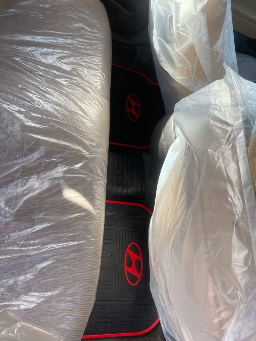 السلام عليكم سوناتا 2011 سياره نضيفه كلش مكينه كير تبريد تدفئه خير من الله مكينه 2400 صدر جديد تخم تاير بيهاصبغ جاملغ خلفي ستفسار اتصل على الرقم ودلل