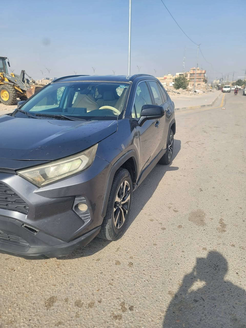 السلام عليكم راف فور 2019 وارد أمريكي حادث جاملغ أمامي مبدل نفس اللون وتصليح بالشاصي الايسر كد شبر بصيط وبيه صبغ بالجاملغ الخلفي كد شبر طخه بصيطه بدون ضرر وبارد باب الخلفي عكس السايق الكير والمكينه والتبريد جديد السياره ماشيه ٧٣ الف رقم بغداد انكليزي ترهم مراوس السعر ١٧٥ ورقه وبيه مجال السياره بانزين فقط مكاني كربلاء المقدسة موبايل  ***********  بيه واتساب والسونر معه الصور
