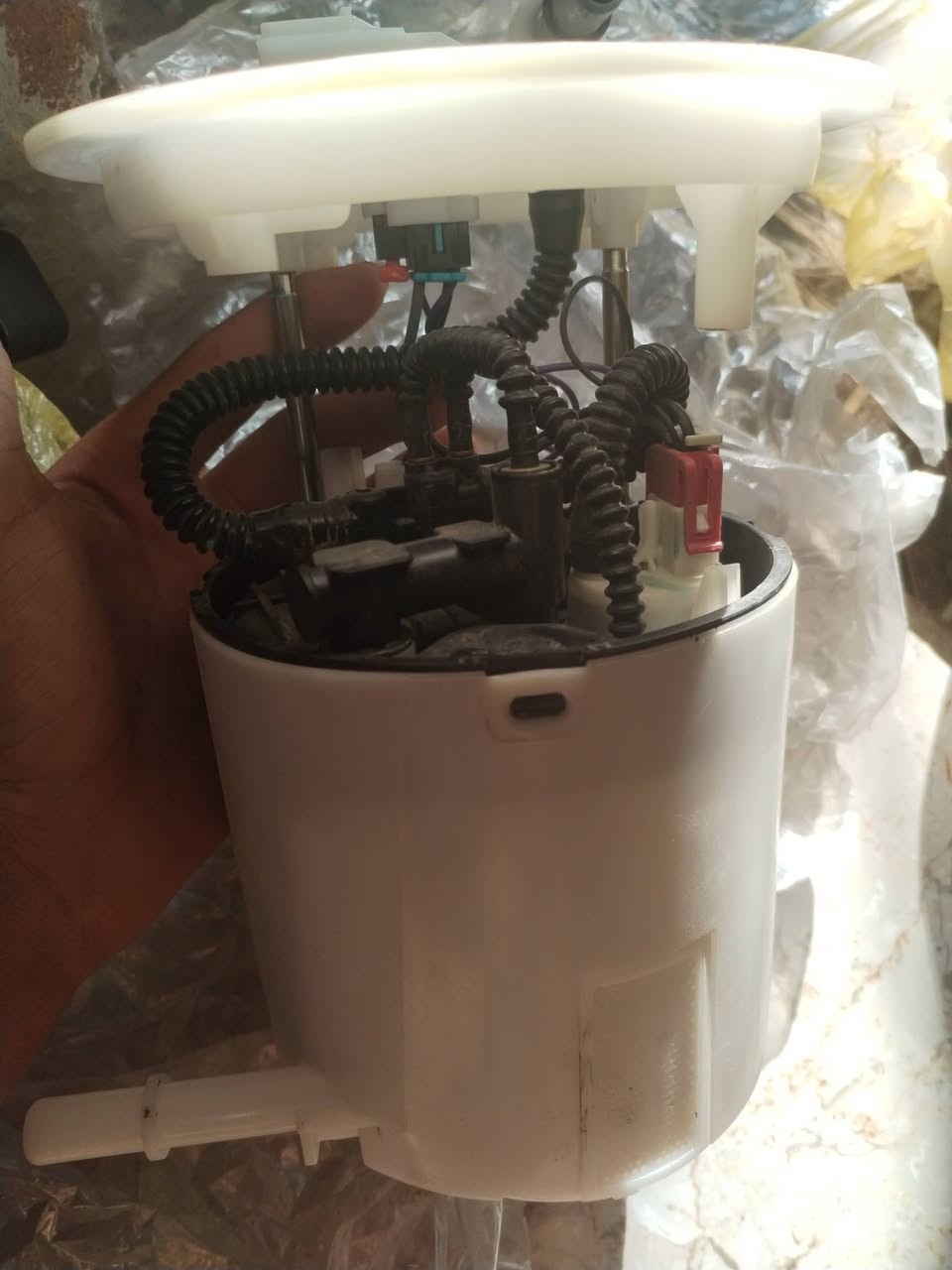 السلام عليكم  عبوه مال فيتم للبيع بعده بلكرتون انطي سعر ويه توصيل رقم الهاتف ***********
