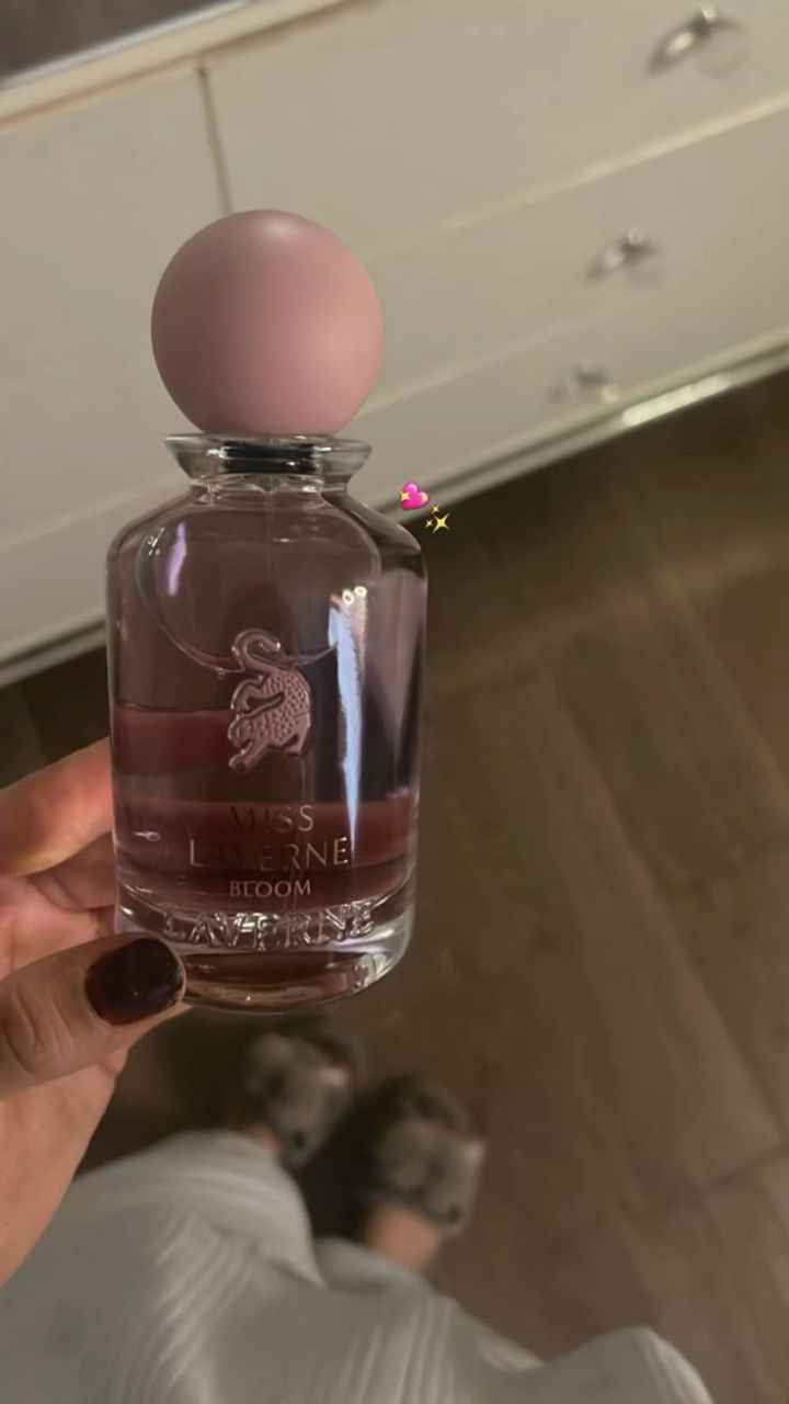 عطر جورجينا مس لاڤيرى 😍

🫶❤️‍🔥 "عطر الانوثه بمعنى الكلمة " ❤

عطر جذاب  ومناسب لكل لحظه 🥳🥳

 ✌️
‏ النجف, العراق


**إذا كنت صاحب هذا الإعلان وتريد حذفه لأي سبب، رجاءا أرسل رسالة إلى الدعم الفني**