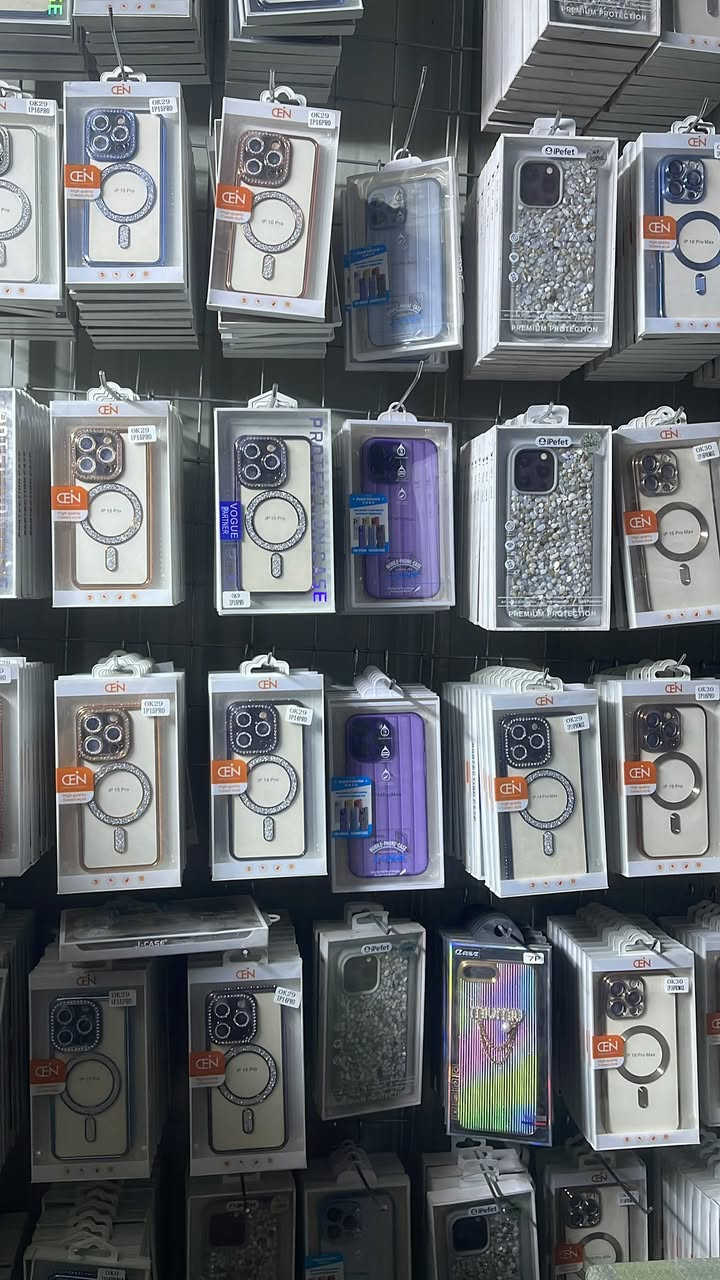 عرض 100 كفر ايفون ب 50 الف دينار وتوصيل مجاني رقمي ***********
