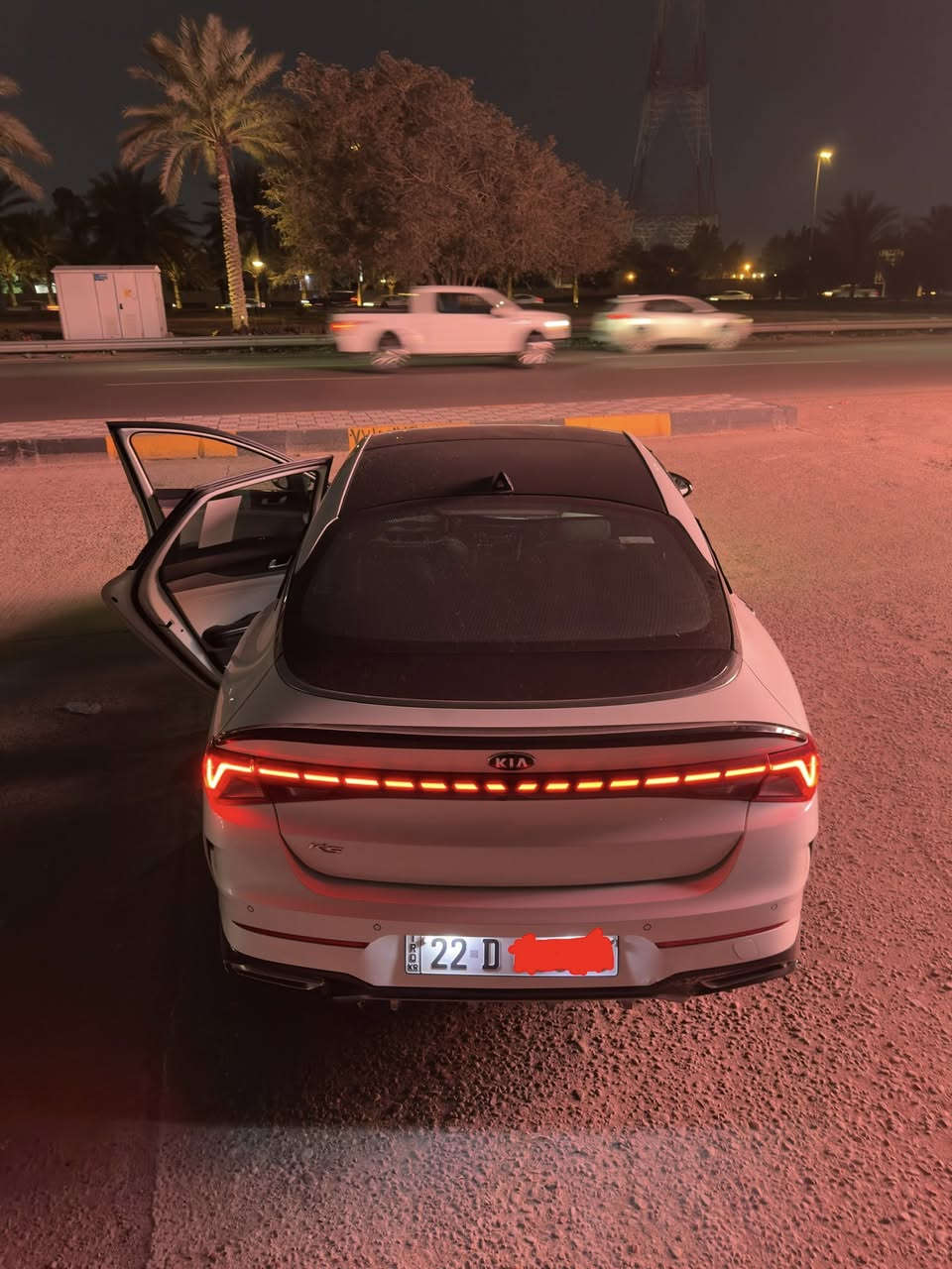 للبيع كي فايف موديل 2021 وارد خليجي اربيل  تريد تحويل تريد وكاله ماشيه 90 قابل للزياده سياره كفاله عامه من صبغ بيها مكانين رصعات خفيفه مكينه كير كفاله عامه مواصفات السياره 

-بصمه تشغيل وابواب وصندوق ذكي وتشغيل عن بعد
-تحكم استيرن جهتين 

-خمس وضعيات قياده 

-تبريد قطعتين 

-شاشه كامره خلفيه واماميه 
-كشتات تدفئه 
-أناره داخليه لمس 

-مغلف حتى الارضيه 

السعر 192بيها مجال 

 

الاستفسار ***********
