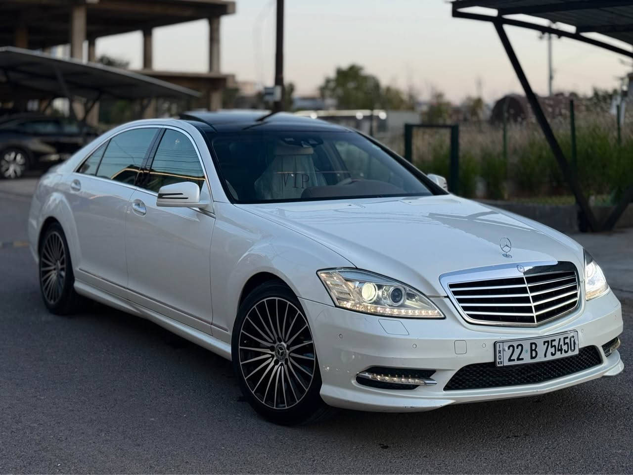 السلام عليكم ، ماشاء الله

#سعر مناسب 
#ارخص سعر 

السيارة من النوادر على وضع الشركة وكالة وبهيج مواصفات بهذا الموديل سيارة جديدة بمعنى الكلمة نصبتها ونضرتها مثل الزيرو بدون شخط بدون ملاحظات داخلها زيرو كلها بلاد كشنات بلادية وضع شركة وبدون عيوب جديدة جداً ترايها زيرو

مرسيدس S Calss 350 AMG 2013 🇩🇪
خليجي وكالة باجكير AMG بلادي اصل

مكينة V6 CGi المرغوب بانزين
لون ابيض صدفي - سقف اسود

عداد المسافات 160 الف كم

بيها صبغ جوة الرقم الخلفي بالصندوك بدون حادث
سيرفر صفر مسج بدون اعطال ✅

•مواصفات AMG•

🛑 بلادي AMG وكالة
🛑 دعاميـات امامي خلفي AMG وكالـة اصل
🛑 دوسـات AMG وكالـة اصل
🛑 بانورامـا
🛑باب طويـل لارج رئاســي
🛑 جكـات
🛑 ابواب شفـط
🛑 ناظور ليلـي  
🛑 رادارات 
🛑 بـردات عدد 5
🛑 حـزام امان ذكي كهربائـي
🛑 التعرف على امـاكن البارك
🛑 انارة داخلية متغيرة
🛑 لايت داينمك زينون متحرك مع الستيـرن
🛑 داخل بيجي دشبـول بيجي مطعـم لونين 
🛑 بصمـة تشغيل مع الابـواب ايضا بصمـة
🛑 كشنات تدفئـة وتبريد وخـزن امامي خلفـي
🛑 صنـدوق شفط كهربـاء
🛑 تحكمـات وضعيات الكراسـي الخلفي والاماميـة

 هاي المواصفات الاساسية المعروفة الباقي هواية مينذكر

 السعر 💵 245 بيها مجال وماكو بهيج سعر بالسوك

رقم اربيل تحويل مباشر 

المكان اربيل 

للاستفسار: *********** أربيل, العراق
