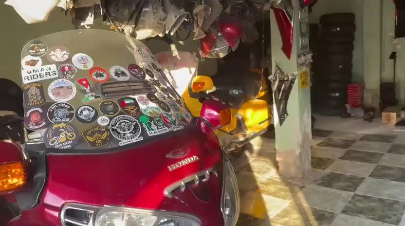 يوجد لدينا تايرت  جولد وينج واكسسوارات الاتصال على هذا الرقم ***********
