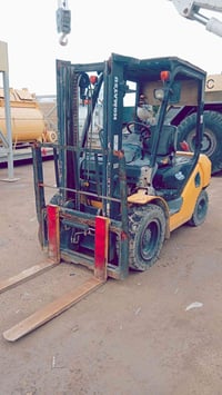 كوماتسو ٢٠١١ • ٣ طن • البصرة الزبير