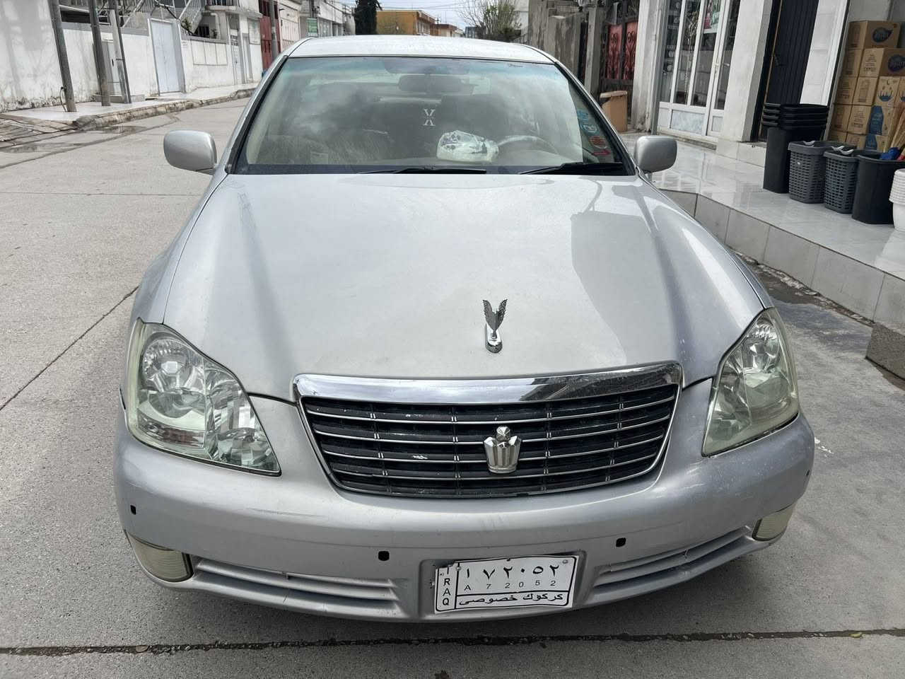 شاهینە بڕاوە 2005 ناوزەرد 182 بەحری 3 دوگمەی پەردە سارد گەرم مەزبوت 
جامی هەڵگیراوە بێ شکاوی و درز 
شوێن موسی تازە بۆیاخ کراوەتەوە 
کامل تایەکانی تازەن سەقفی زۆر جوان 
تەقەو ڕەقەی نیە بێچرکە 
لەمسی شاشەی مەزبوتە 
سەقفو حیزام بەشەرتە شانسی و کەڤەر بەشەرت 
گۆڕینەوەش ئەکەم بە شاهینەو مەلیکە بڕاوە 
لە سەیدسادقە 
0750 129 21 52 وەتس ئەپ و ڤایبەری لەسەرە
