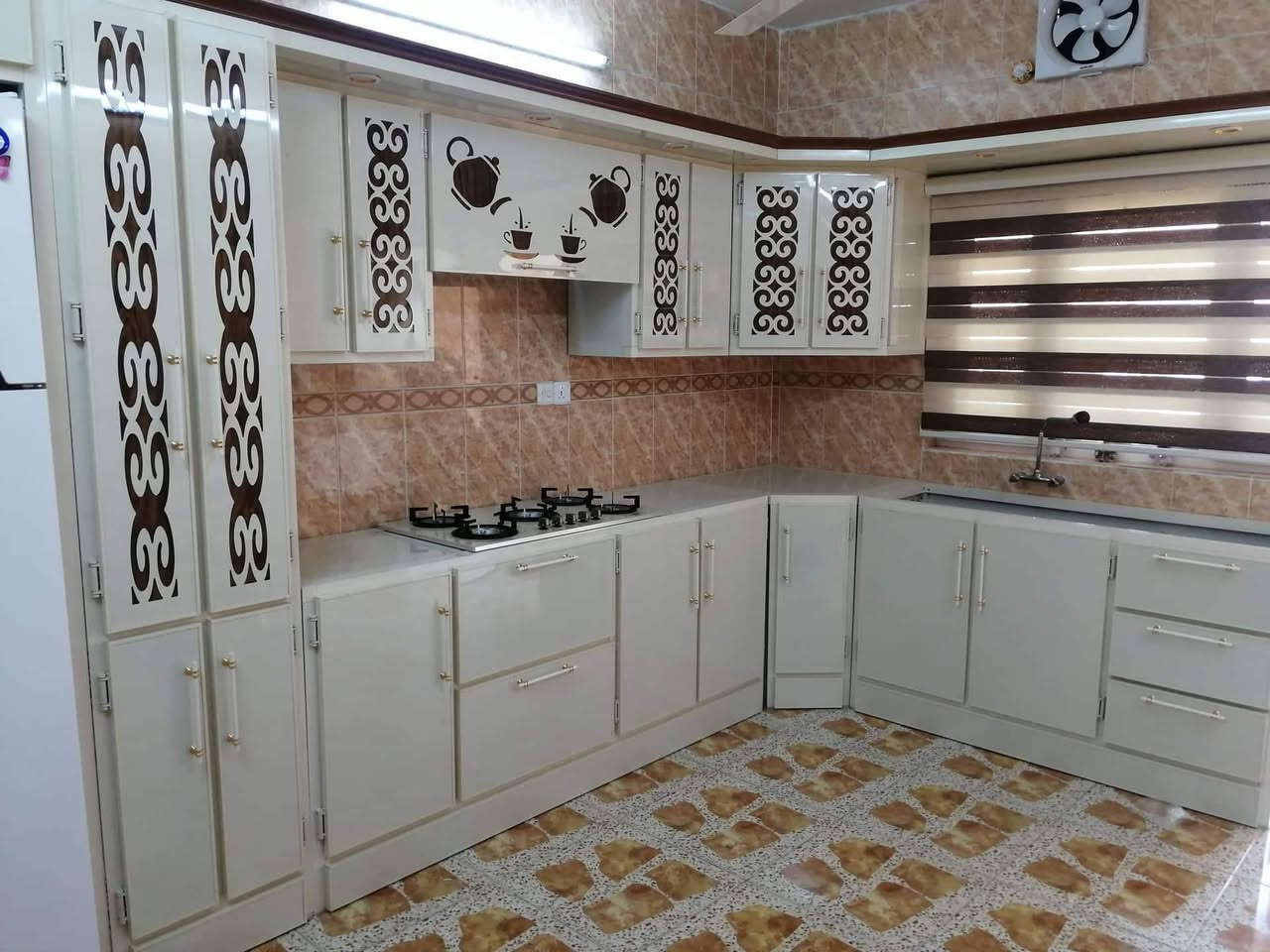 جدد مطبخك ويانه عندك كونتر قديم ناخذ منك نفصلك موديل جديد حسب اتفاق اشكال والوان  مختلفه موجود عدنه شخل درجه اولى مواد تركي 
اسعار تنافسي متر أرضي معلق 200الف فقط تعال خاص تفاصيل اكثر عن شخل هوايه موديلات عدنه


**إذا كنت صاحب هذا الإعلان وتريد حذفه لأي سبب، رجاءا أرسل رسالة إلى الدعم الفني**