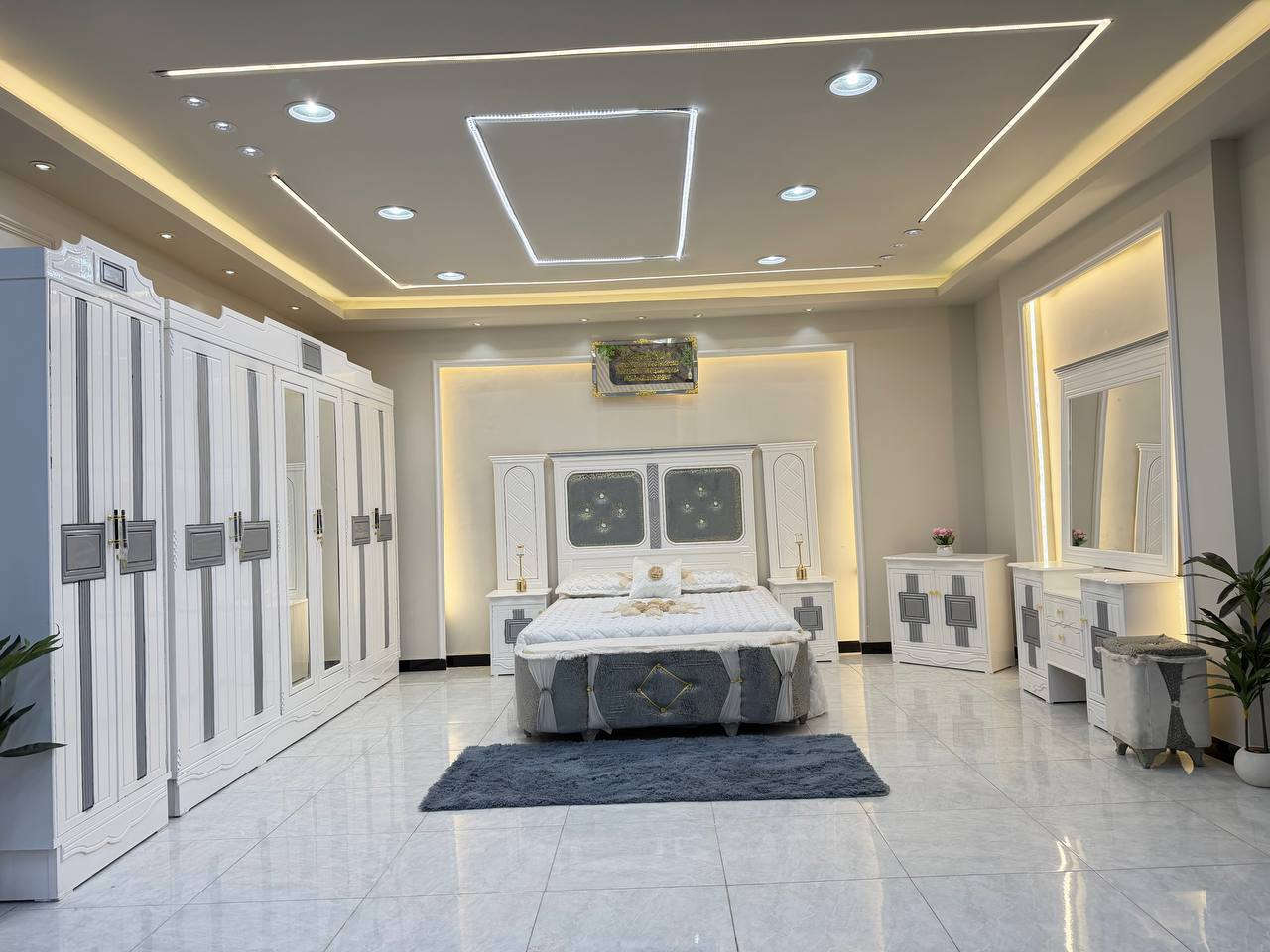 السعر // مليون فقط 😍

🔅تفاصيل الغرفة المرمري  ....

 خارج ٤ملم ام دي اف 🔺
وداخل معاكس ٣ملم 
صبغ حراري  درجة اولى 

عدد القطع  ٧ قطع 😍
🔺1 //جرباية  قياس  ١٦٠ × ٢٠٠ 
🔺//ميز جانبي ايسر قياس ٥٠
🔺2// وميز  جانبي  قياس ٥٠
🔺3// زاوية ارتفاع مترين عرض ٨٠
🔺4// وميز بلازمه  
🔺5//وميز مراية ارتفاع مترين عرض ١٢٠
🔺6// وكنتور ٦ باب  ارتفاع مترين و١٥ طول ٣ متر و١٥

القطعه الثامنة حسب الطلب شازلون
سعرها ٥٠ الف ❤️

(توصيل مجاني مركز بغداد )
التوصيل يشمل الشد مجاني 🔥
(اطراف ٥٠)
باقي المحافضات حسب البعد
شازلون سعرها ٥٠ الف
شازلون مخزن ٧٥ الف


**إذا كنت صاحب هذا الإعلان وتريد حذفه لأي سبب، رجاءا أرسل رسالة إلى الدعم الفني**