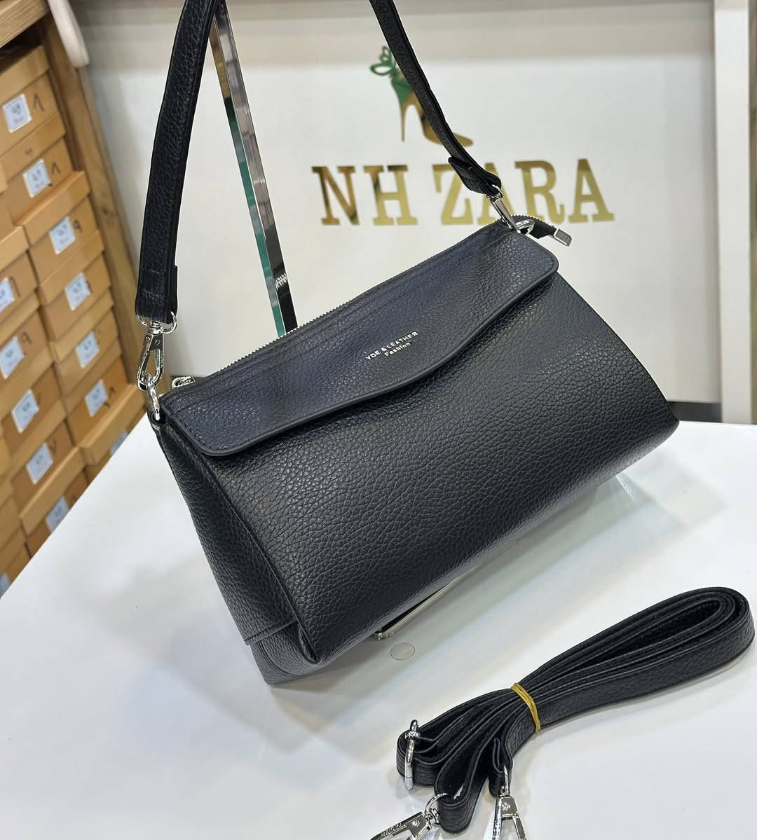 جديدنا من الحقائب النسائية والبناتية ✅ 💼👜😍💼
جميع الموديلات جلد طري 3 خانات 🌸💕

حصريا لدى NH ZARA وبأنسب الاسعار 😍👇💕

موصل / الزهور - مجمع عزيز فتحي ط3 🌹

التوصيل داخل الموصل الفين دينار فقط 🚗🚕

التوصيل للاقضية والنواحي والمحافظات 5 الاف🚗🚕

لطلب التوصيل يرجى ارسال :
- صورة الموديل مع ذكر اللون والقياس 👝🧳👠👞👟
- اسم الحي مع اقرب نقطه دالة 🏡
- رقم الهاتف ☎️


**إذا كنت صاحب هذا الإعلان وتريد حذفه لأي سبب، رجاءا أرسل رسالة إلى الدعم الفني**