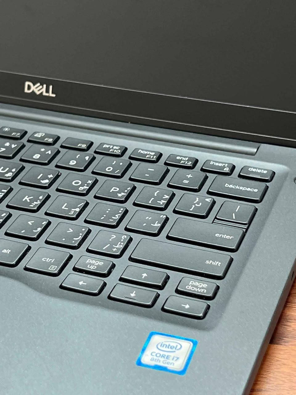 intel cori 7 المعالج

الجيل : الثامن

intel UHD GRAPHICS 4GB  : كرت الشاشة

8GB DDR4 : الرام

SSD 256GB M.2 : ) الذاكرة ( الهارد

الشاشة : حجم 14.3 حوافها جدا ناعمه دقتها تشغل 4K ضد التوهج ips فدشي كلش راقي.

المميزات:

اللابتوب جدا سلم ووزنه خفيف

كيبورد ضوئي

الشاشة حجم 14.3 بحواف ناعمه جدا.

اللابتوب جيل حديث ومعالج 17 احسن فئة بالمعالجات .

منصب عليه وندوز 10 برو مفعل مدى الحياة.

منصب عليه اوفس مفعل مدى الحياة .

كيبورد عربي انكليزي ليزري ضوئي .

الابتوب احلى من الصور 

سبب البيع تطوير احدث 

ملحقات فقط شاحن

مكاني بغداد كرادة 

بي مجال حك الجيه بغداد, العراق


**إذا كنت صاحب هذا الإعلان وتريد حذفه لأي سبب، رجاءا أرسل رسالة إلى الدعم الفني**