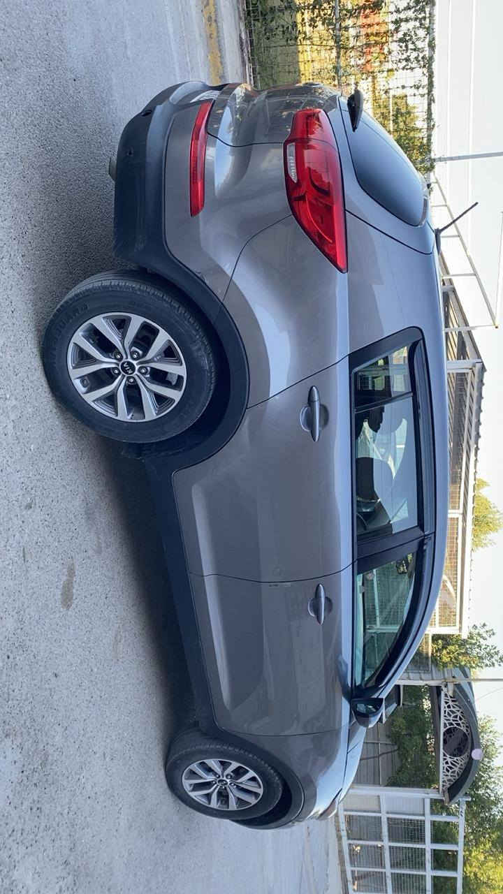 السلام عليكم سبورتج موديل 2016 ورد مريكي
حاثها بس جاملغ بدون يرباك بدون دوخل وبنيد ربع صبغ
ليبل واحد سياره جاهز من كلشي كير محرك حداديه تبريد 
جاهز رقم بغداد الدولي مكاني بغداد الكرخ حي الخضراء 
سعر 135 وبيها مجال تصالح ***********
