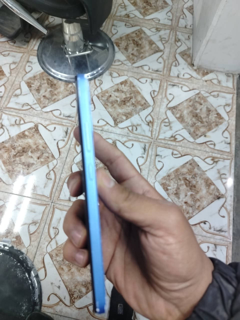 سلام عليكم مبايل انفنكس سمارت 7 ذاكره 64 شاشه بلاديه بطاريه البلاديه بس بي فطر ب الشاشه ميبين ولا يأثر مستعجل ع بيعته 65 بي مجال قليل ***********
