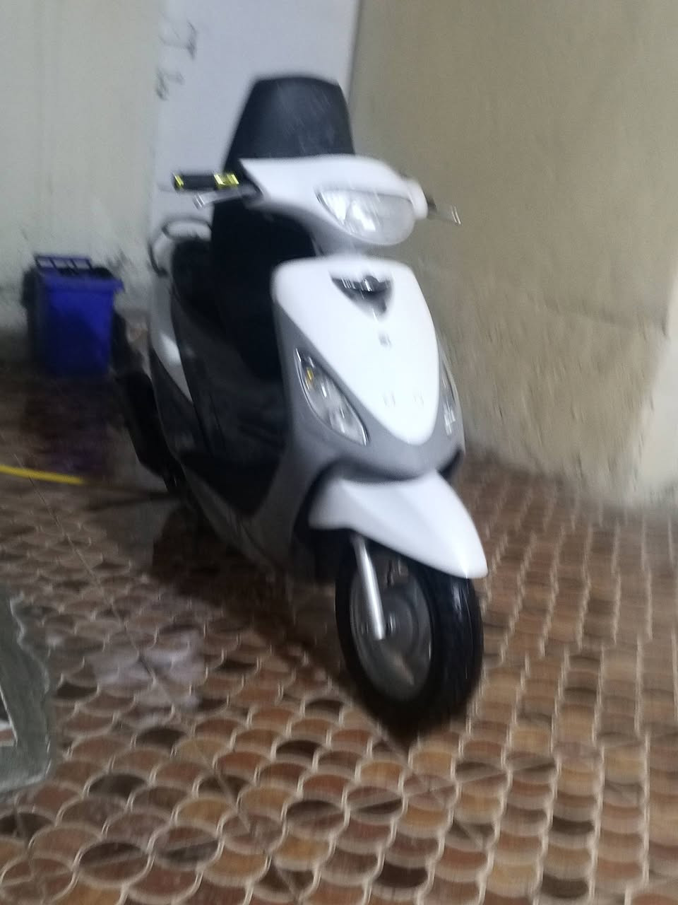 سلام عليكم ماكس منغولي ياباني موديل 2006 دراجه جديده ونضيفه كهربائيات كله شغاله  وكفراته كله ختم واحد دراجه مكينة ناعمه مامفتوحه دراجة اي نقص مابيه سلف هندر كله شغال السعر 750وبيه مجال لطيبين إذا موشراي لاتدخل تراسل وتعب روحك  الاتصال على هذا رقم 750


**إذا كنت صاحب هذا الإعلان وتريد حذفه لأي سبب، رجاءا أرسل رسالة إلى الدعم الفني**