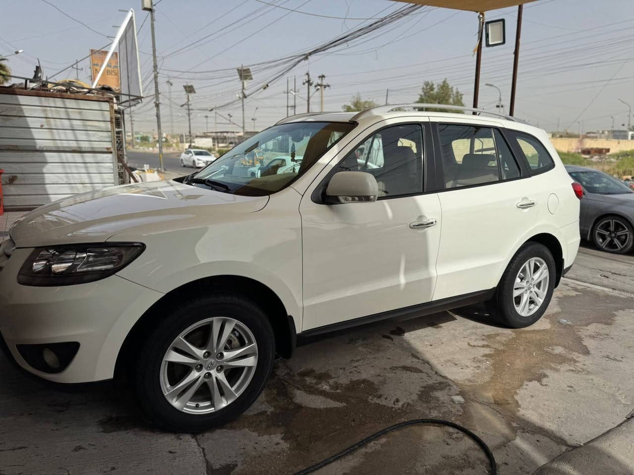 السلام عليكم
هونداي سنتافيا 2011 فول مواصفات خليجي مكفوله من الضربه والصبغ مكينه وكير بلاد شركه
بصمه تشغيل وابواب بصمه
كشنات كهرباء
سلايت طكتين
7راكب
6سلندر
مري شفط كهرباء
تبريد 3قطع
لايت زنون
مكينه 3500
فور ويل 
السعر 175ورقه وبيها مجال
مكاني بغداد الغزاليه ***********
