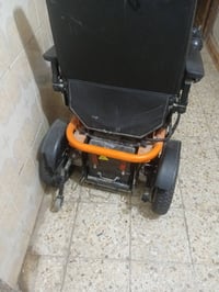عربانه شحن للبيع نضيفه ب ٣٥٠ وبيه مجال للستفسار ٠٧٧٠٧٧٣٧٦٦٣